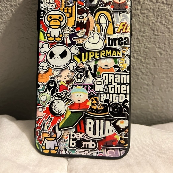Iphone 11 case, cool, protective case - Picture 4 of 5